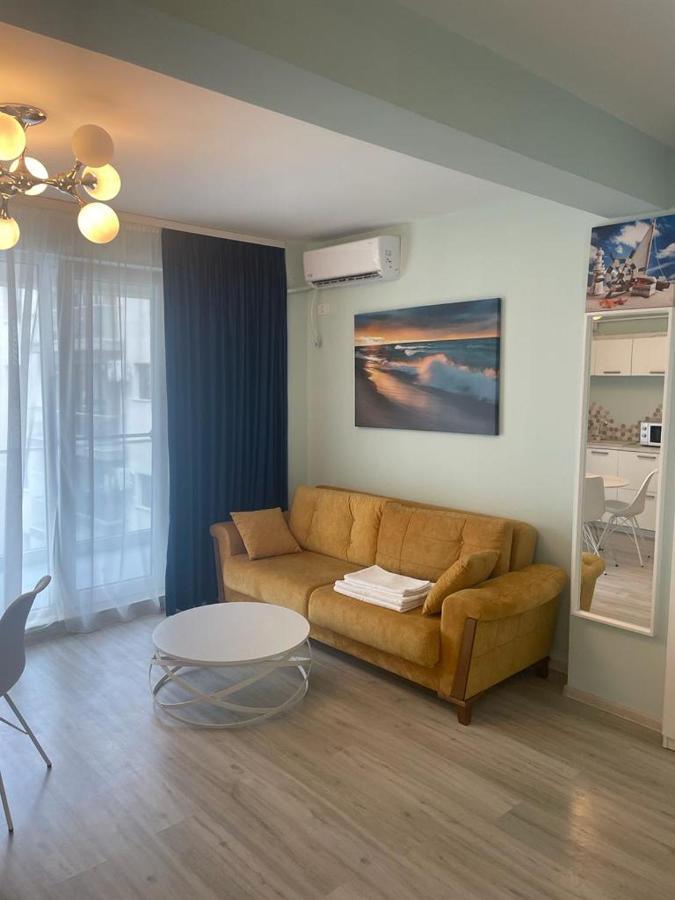 Ini Apartment Alezzi Năvodari Esterno foto