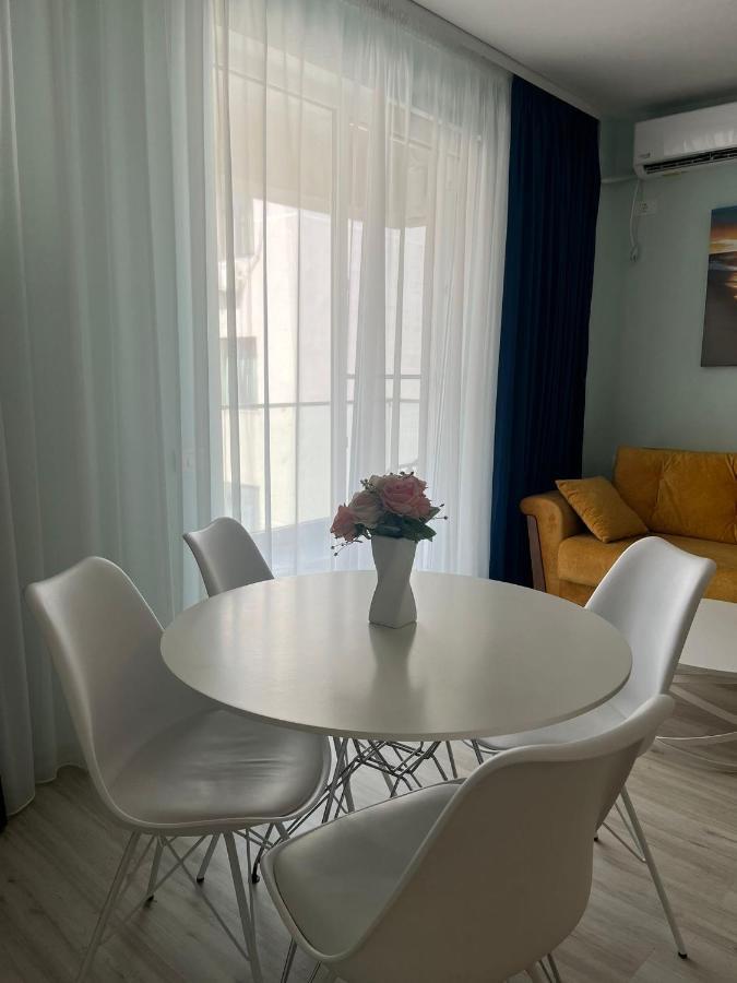 Ini Apartment Alezzi Năvodari Esterno foto